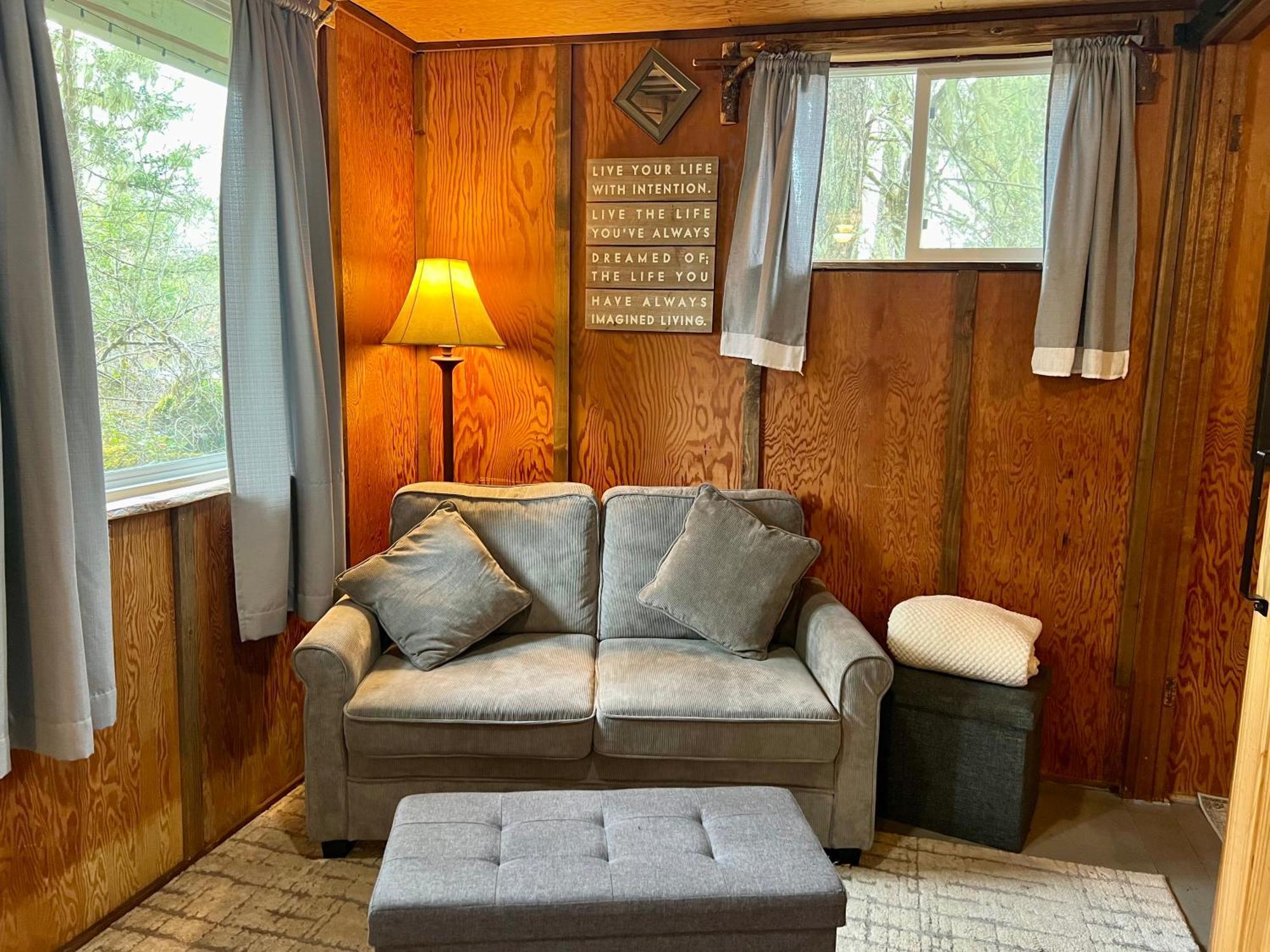 Mt Rainier Little Green Cabin On Big Creek! Ashford Exterior photo